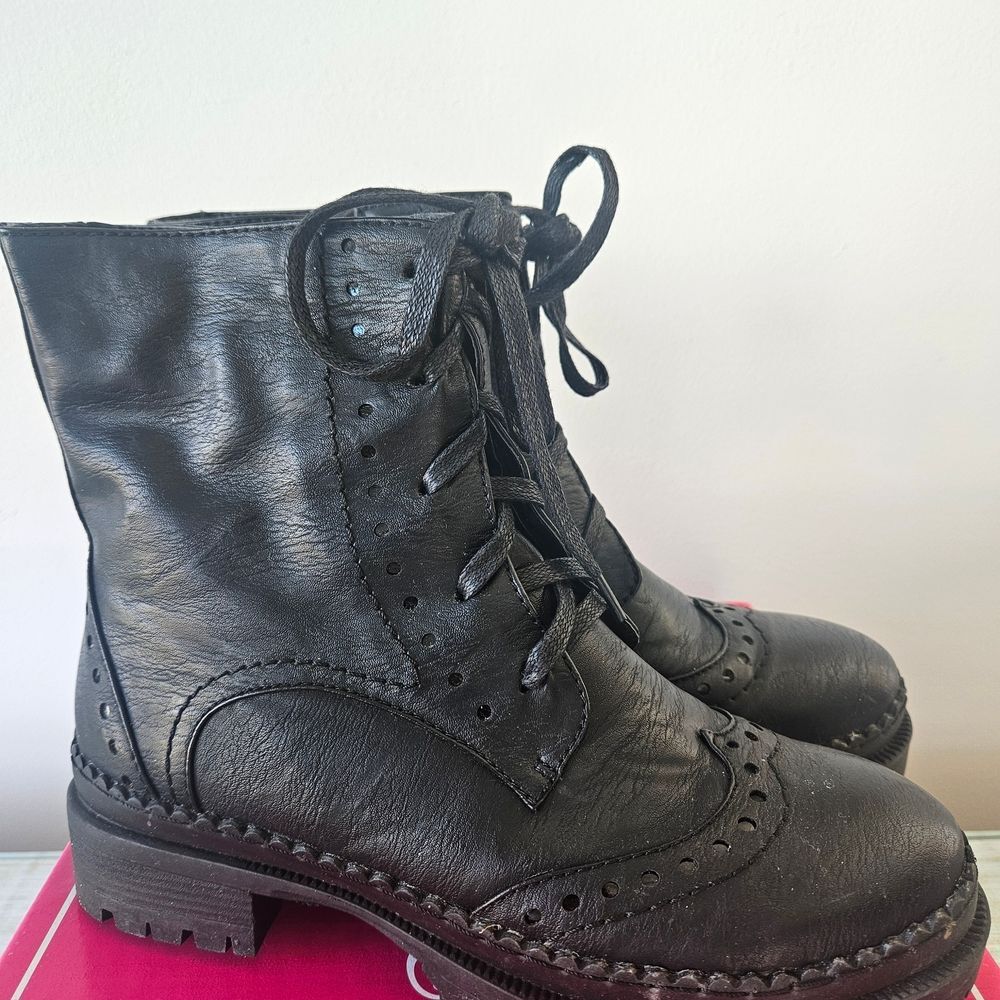 Wanted Harper Spectator Black Lace Up Boots- Brand New